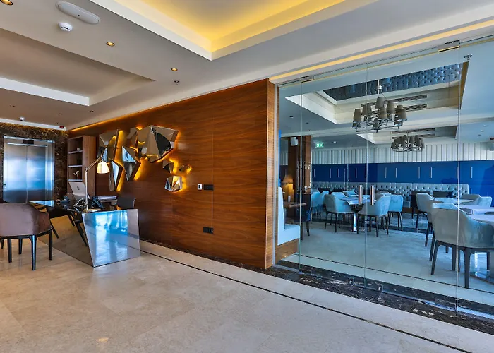 Hotel California By Aycon (Adults Only)